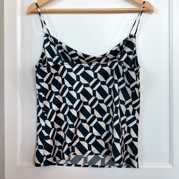 5/$50 🌷🌼🌿 DYNAMITE Satin Cowl Neck Cami size S - Picture 6 of 6